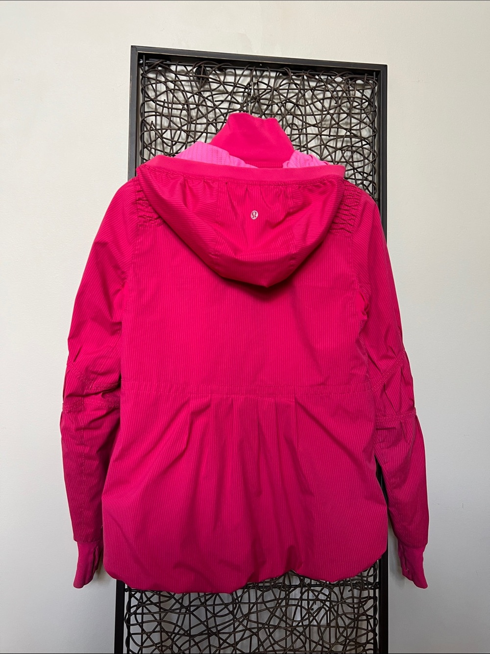 Lululemon Track Field jacket Hot pink Barbiecore pleated shoulder full-zip 6